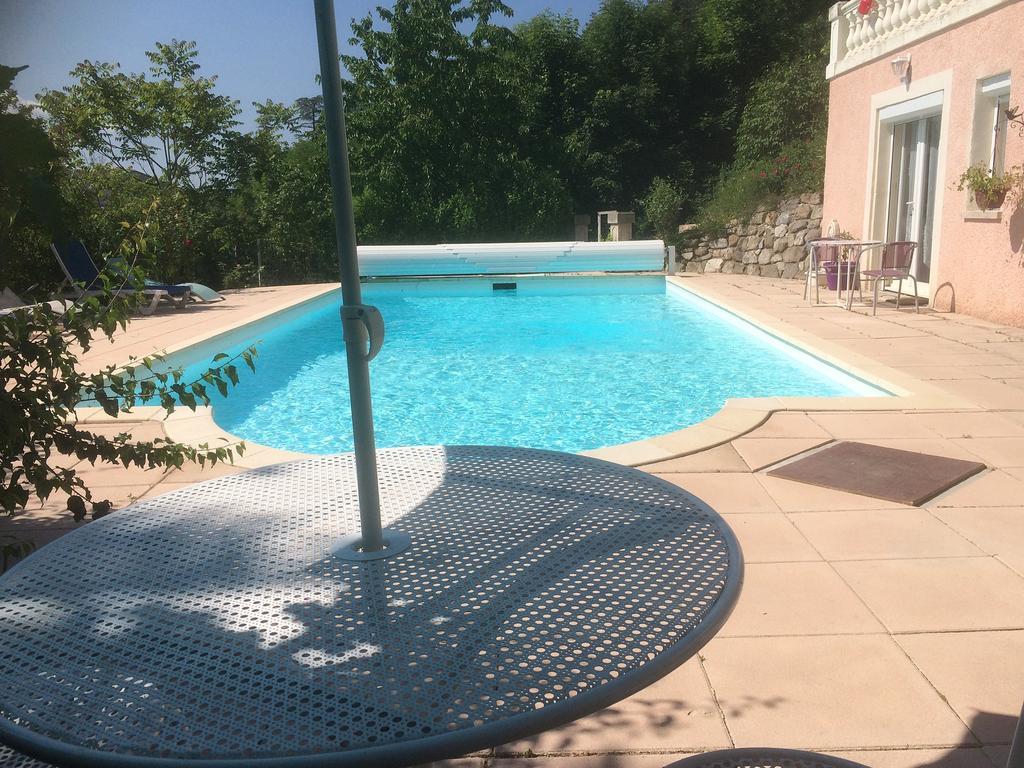 Apartamento Indépendant Dans Avec Piscine à